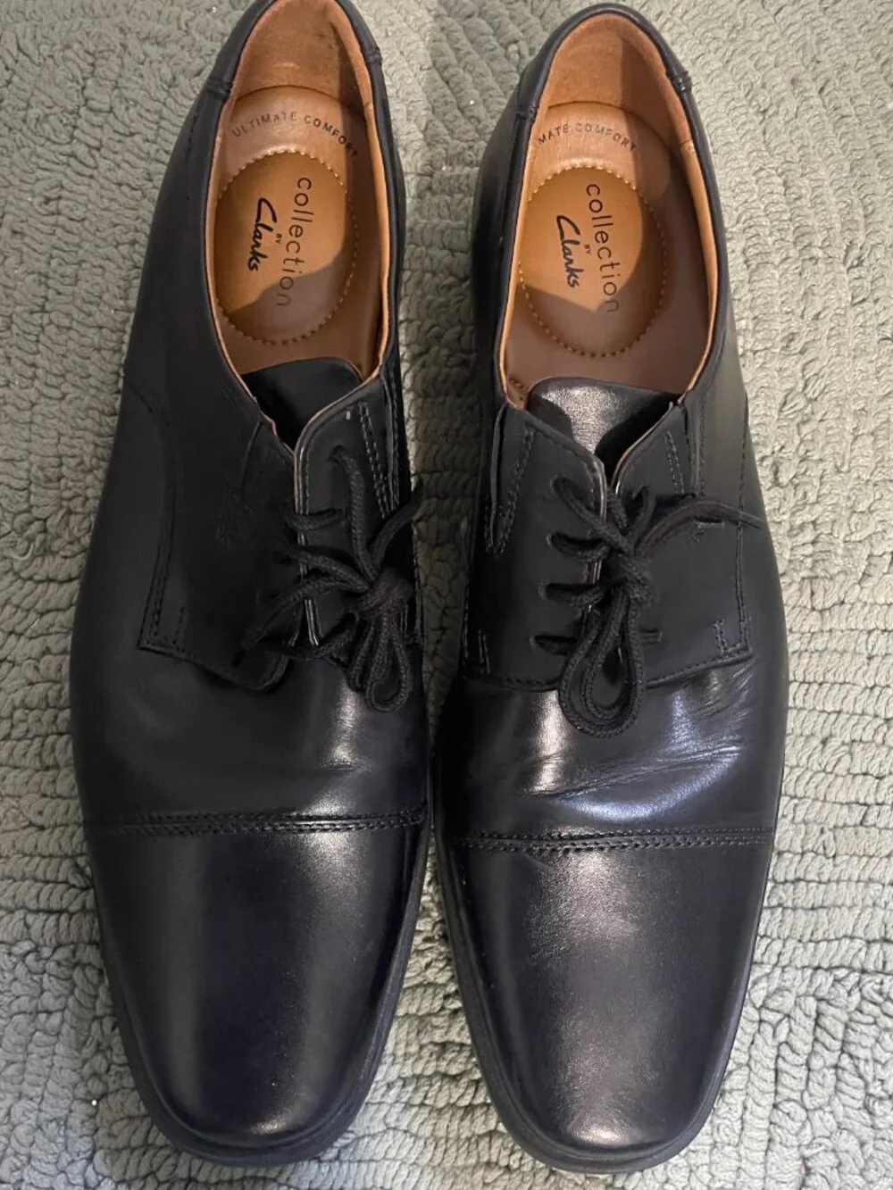 Clarks Men’s Tilden Cap Dress Shoe, Size 11.5 Black Leather